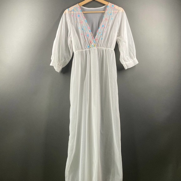 Vintage Other - Hamilton Vintage Sheer Embroidered Robe Jacket